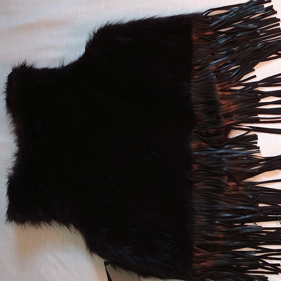 Black faux fur vest fringe Tassels sleeveless size large - Picture 9 of 14